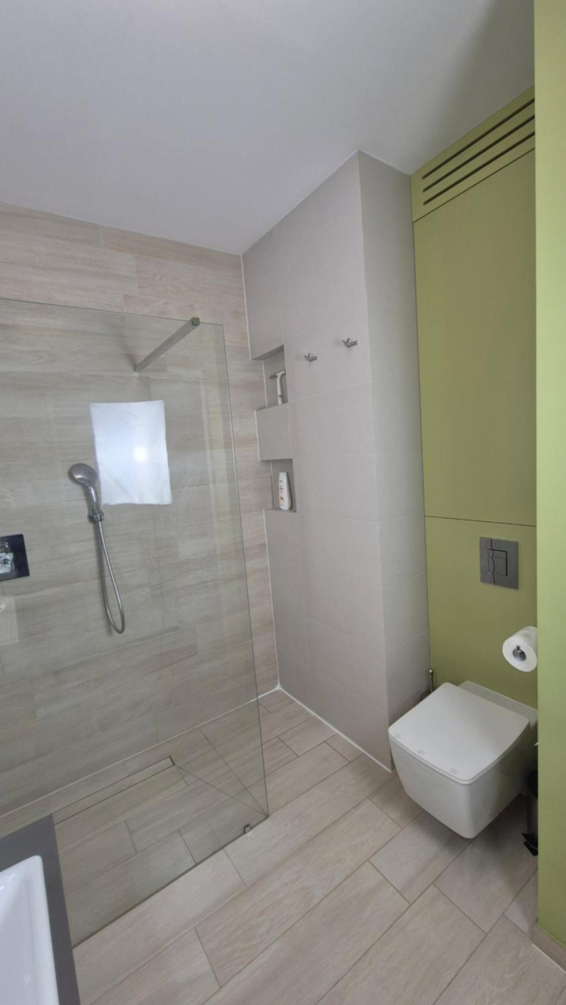 Boznicza Old Town Lux Apartment, Self Check-in 24h, Free Parking Poznan