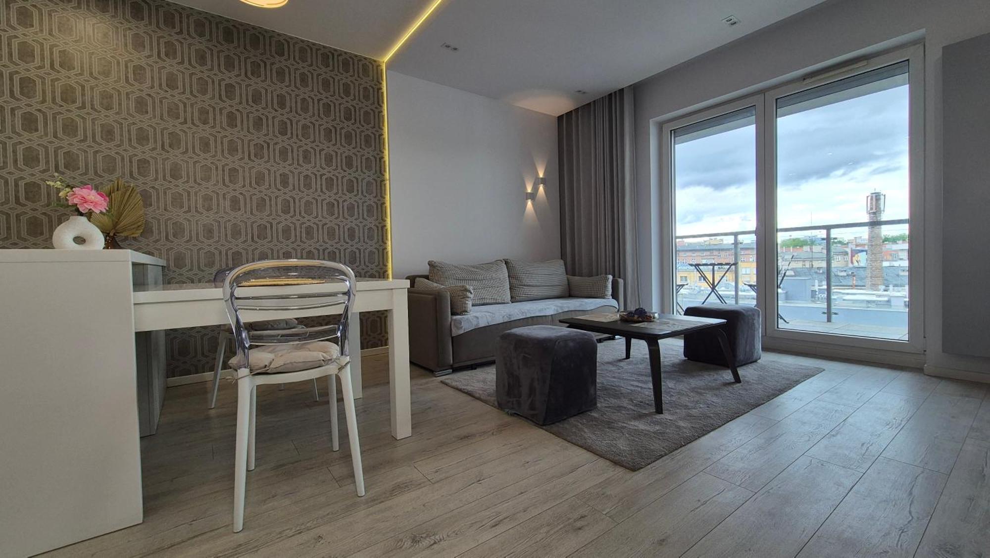 Boznicza Old Town Lux Apartment, Self Check-in 24h, Free Parking Apartment Poznan